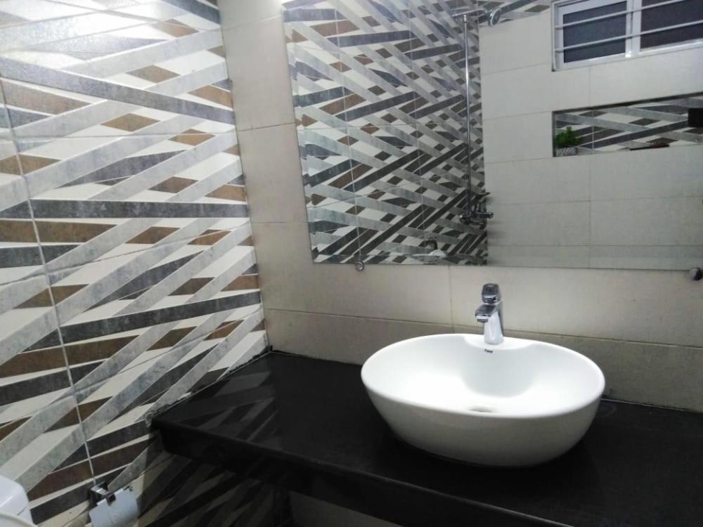 Islamabad Travelodge Guest House Екстер'єр фото